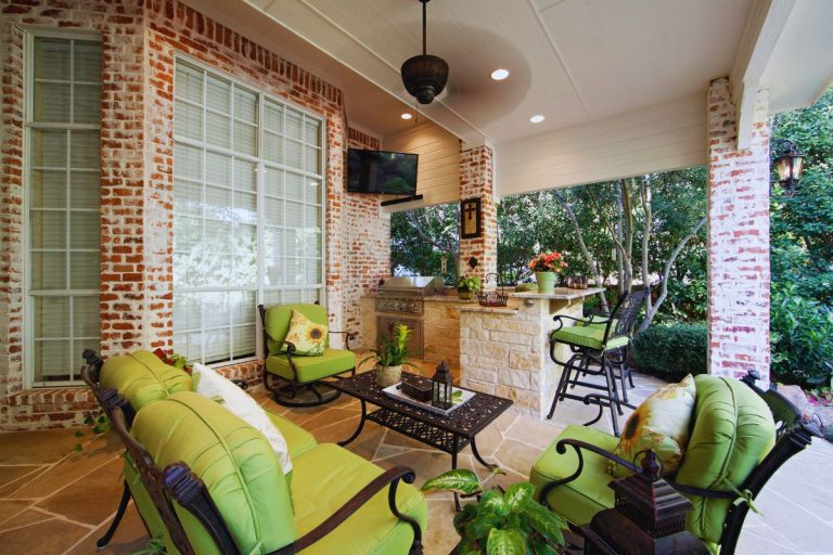 Bringing Serenity to Your Outdoor Space with Custom Water Features (1)